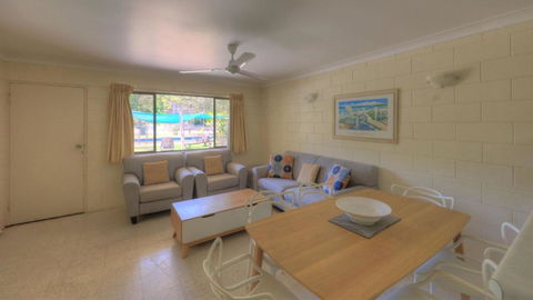 Arcadia Palms 1 - Accommodation Brisbane 2