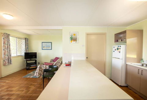ARCADIA -Straddie Original 3 Bedroom House With Ocean Views - Accommodation Brisbane 2