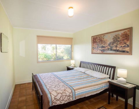 ARCADIA -Straddie Original 3 Bedroom House With Ocean Views - Accommodation Brisbane 4