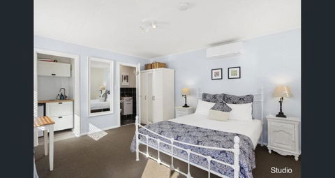 Aroha Studio - Accommodation Brisbane 0