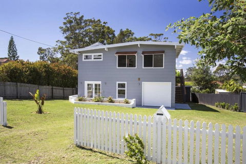 Arthurs Mollymook - Accommodation Brisbane 0
