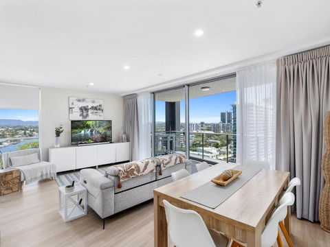 Artique - Hosted By Coastal Letting - Accommodation Brisbane 3