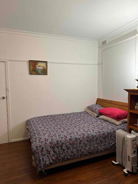 Ashburton Big Room With Shared Bathroom 1 - Accommodation Brisbane 1