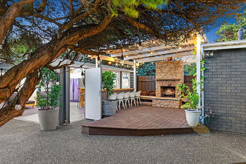 Aspendale Beach House - Accommodation Brisbane 0