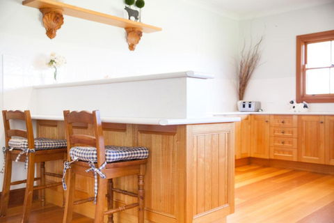 Audrey Wilkinson Vineyard - Accommodation Brisbane 1