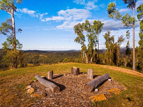 Aurora Summit By Tiny Away - Accommodation Brisbane 2
