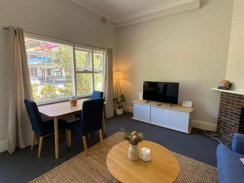 Awesome Apt Meters From Indian Ocean Beach - Accommodation Brisbane 3