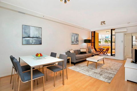 AX301 - Located In The Heart Of North Sydney - Accommodation Brisbane 0