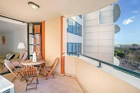 AX301 - Located In The Heart Of North Sydney - Accommodation Brisbane 1