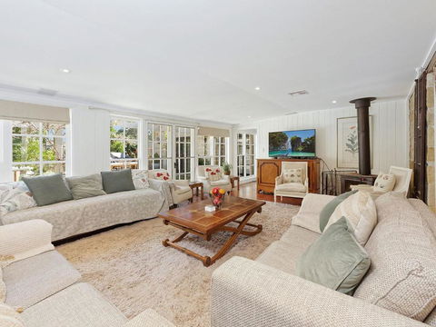 Aylmerton House And Cottage For 14 Southern Highlands - Accommodation Brisbane 1