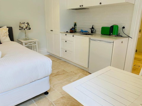 Balmoral Salt - Accommodation Brisbane 0