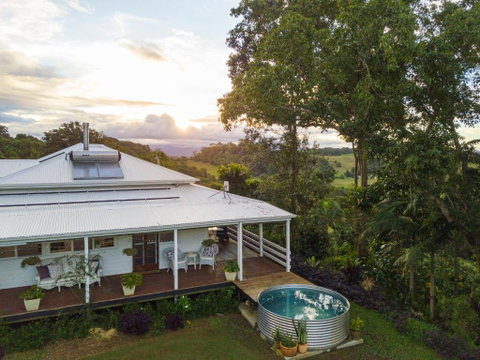 Barefoot & Boots Farmhouse Kingscliff Hinterland - Accommodation Brisbane 0