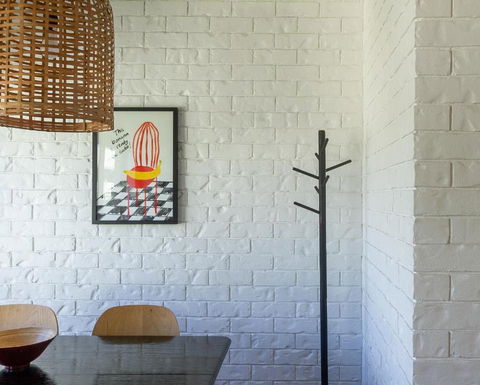 BAY PROPERTIES . Beach Street - Accommodation Brisbane 3
