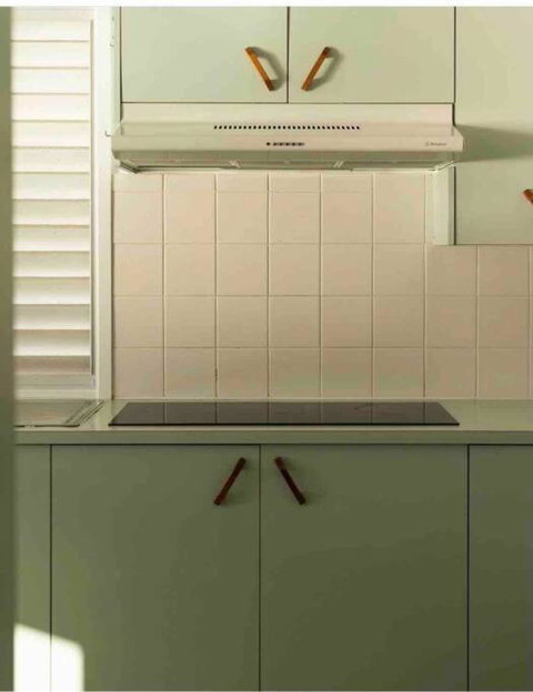 BAY PROPERTIES . Pacific Lodge - Accommodation Brisbane 4