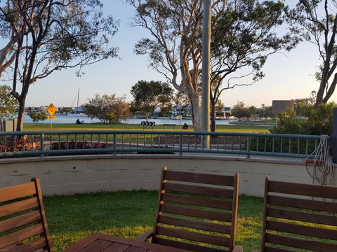 Excellsior Apartments - Accommodation Brisbane 28