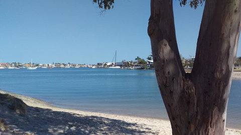 Excellsior Apartments - Accommodation Brisbane 15