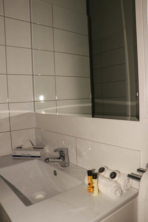 Emerald Park Motel - Accommodation Brisbane 3