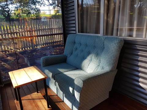 Bee-Haven Cottage - Accommodation Brisbane 8