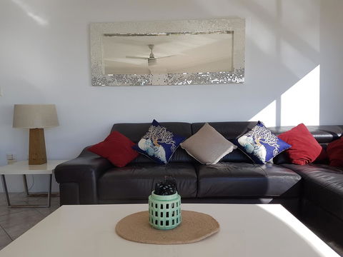 Mykonos Apartments - Accommodation Brisbane 28
