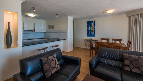 Carrington Court - Accommodation Brisbane 25