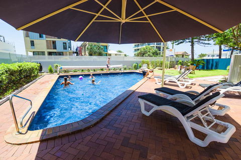 Carrington Court - Accommodation Brisbane 4