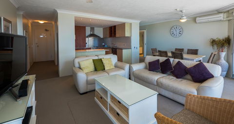 Carrington Court - Accommodation Brisbane 8
