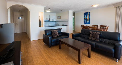 Carrington Court - Accommodation Brisbane 32
