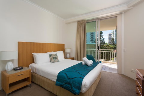 Maldives Resort Main Beach, Gold Coast - Accommodation Brisbane 2