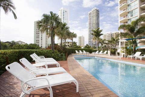 Maldives Resort Main Beach, Gold Coast - Accommodation Brisbane 25