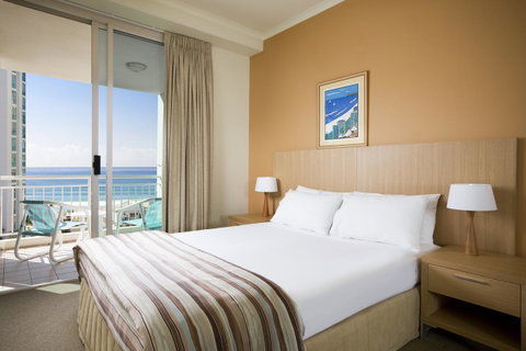 Maldives Resort Main Beach, Gold Coast - Accommodation Brisbane 40