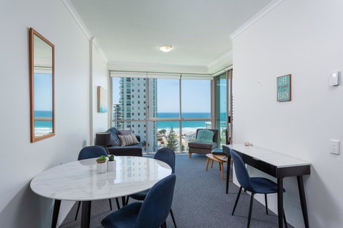 Maldives Resort Main Beach, Gold Coast - Accommodation Brisbane 21