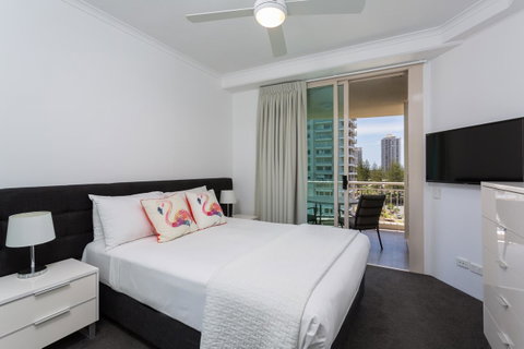 Maldives Resort Main Beach, Gold Coast - Accommodation Brisbane 14