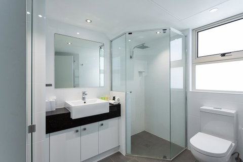Maldives Resort Main Beach, Gold Coast - Accommodation Brisbane 13