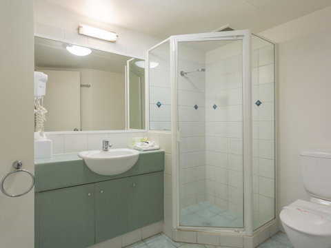 Maldives Resort Main Beach, Gold Coast - Accommodation Brisbane 1