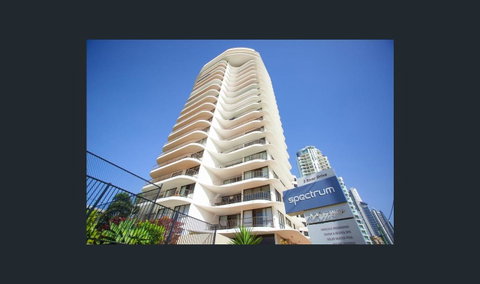 Spectrum Holiday Apartments - Accommodation Brisbane 1