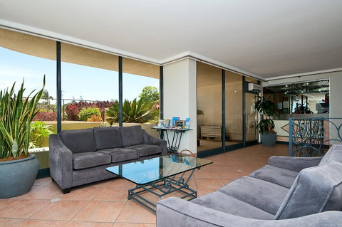 Spectrum Holiday Apartments - Accommodation Brisbane 20