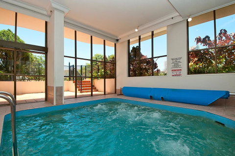 Spectrum Holiday Apartments - Accommodation Brisbane 15