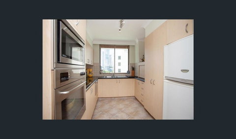 Spectrum Holiday Apartments - Accommodation Brisbane 4