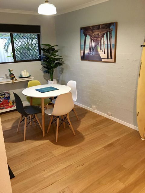 Burleigh Palms Holiday Apartments - Accommodation Brisbane 10