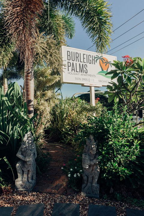 Burleigh Palms Holiday Apartments - Accommodation Brisbane 27