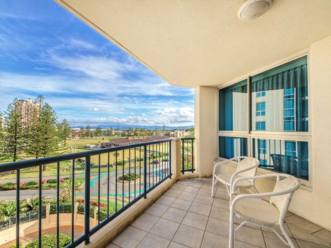 Oceana On Broadbeach - Accommodation Brisbane 12
