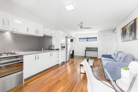 Essence Apartments Chermside - Accommodation Brisbane 23