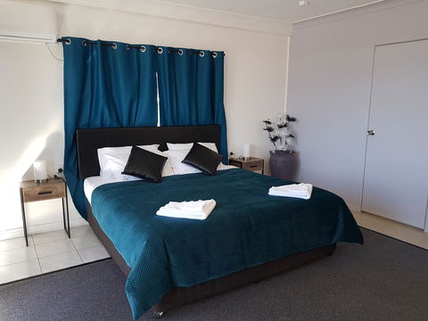 The Q Motel Rockhampton - Accommodation Brisbane 0