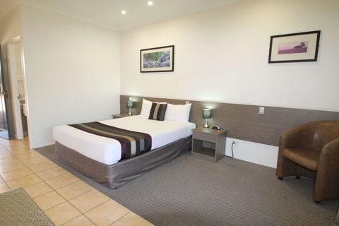 Midlander Motor Inn - Accommodation Brisbane 13