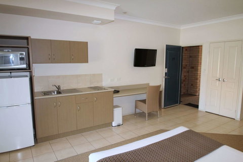Midlander Motor Inn - Accommodation Brisbane 22
