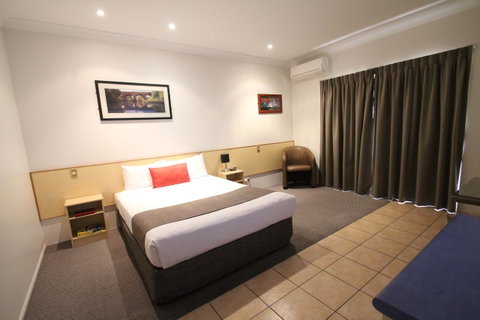 Midlander Motor Inn - Accommodation Brisbane 5
