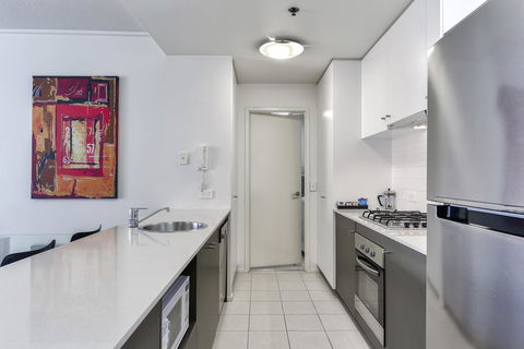 Flynn Brisbane - Accommodation Brisbane 24