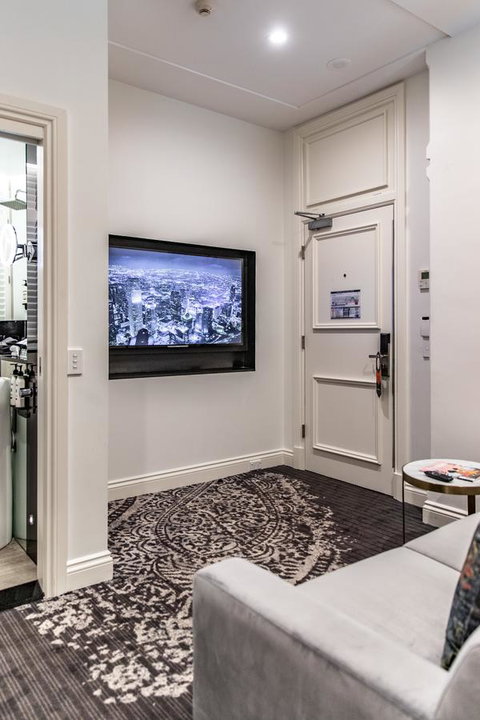 The Inchcolm - Accommodation Brisbane 32