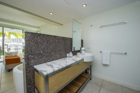 Blue On Blue Apartment 1011 - Accommodation Brisbane 2