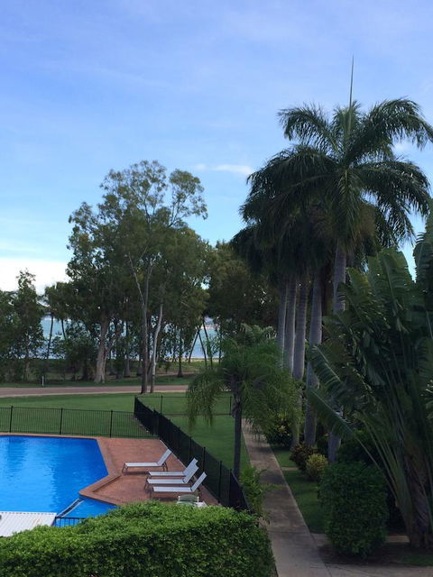 Arcadia Village Motel - Accommodation Brisbane 2